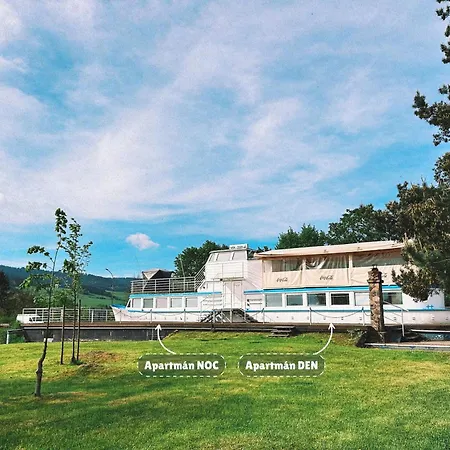 Unique Boat By - Kajuta 1958 Apartamento Námestovo